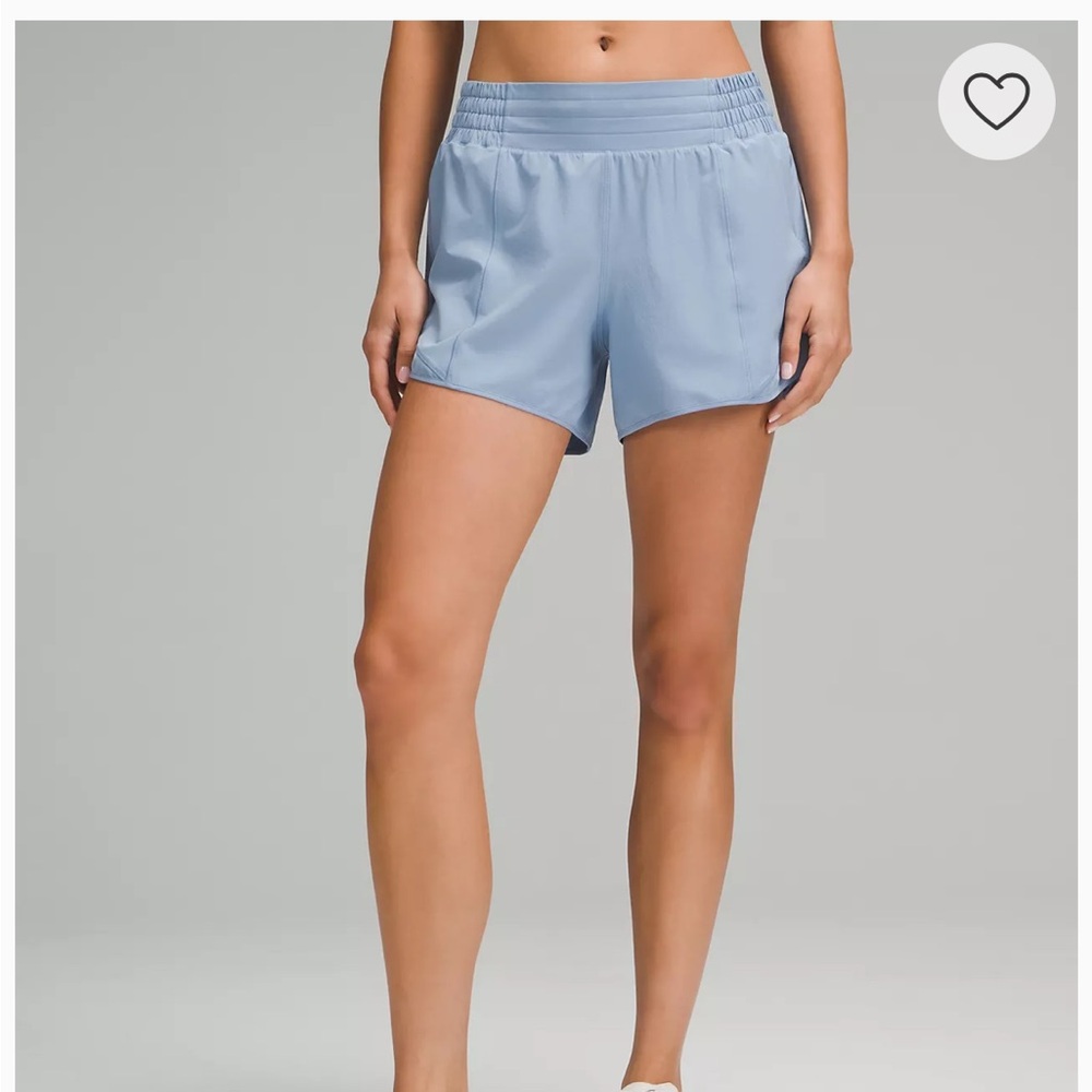 Lululemon Align shorts in 2.5” - Picture 2 of 4